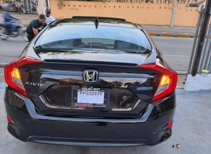 Honda Civic Touring