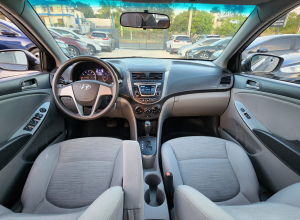 Hyundai Accent Básico