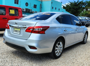 Nissan Sentra SV
