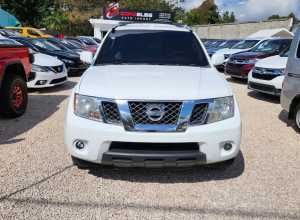 Nissan Frontier SE