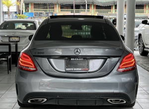 Mercedes-Benz Clase C 300 AMG