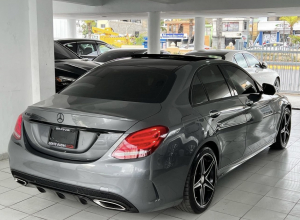Mercedes-Benz Clase C 300 AMG