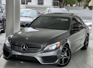 Mercedes-Benz Clase C 300 AMG