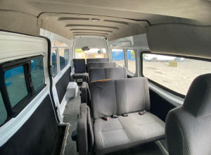 Nissan NV 350