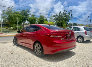 Hyundai Elantra SE