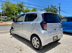 Daihatsu Mira Básico