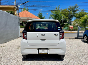 Daihatsu Mira Básico