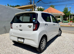 Daihatsu Mira Básico