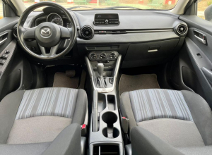 Mazda Demio Básico