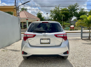 Toyota Vitz Básico