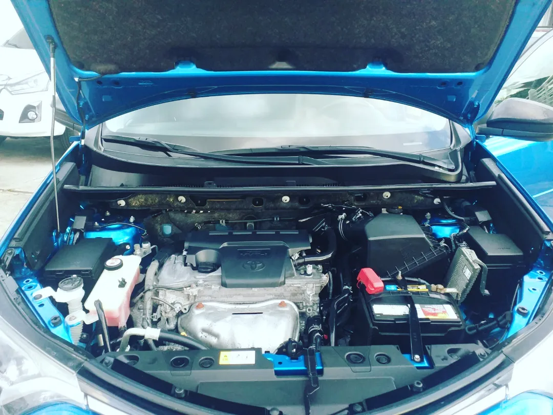 Toyota RAV4 LE