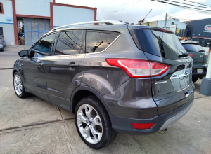 Ford Escape Titanium Ecoboost