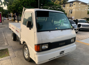 Mazda Bongo Básico