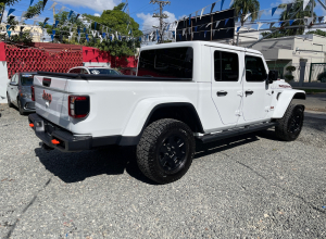 Jeep Gladiator Mojave