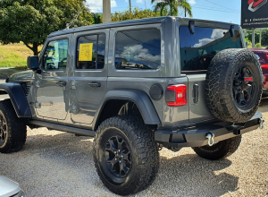 Jeep Wrangler Básico