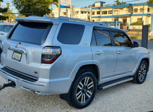 Toyota 4Runner Limited