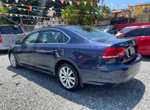 Volkswagen Passat SE