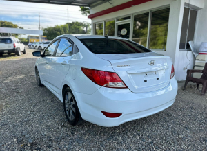 Hyundai Accent SE