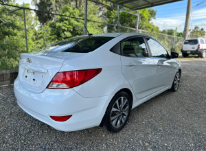 Hyundai Accent SE