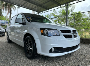Dodge Caravan LE