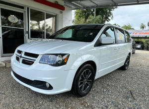 Dodge Caravan LE