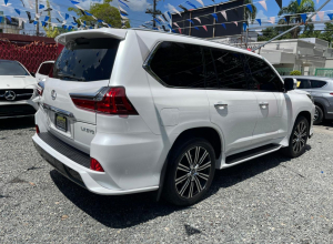 Lexus LX 570