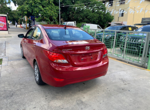 Hyundai Accent Básico