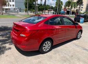 Hyundai Accent Básico