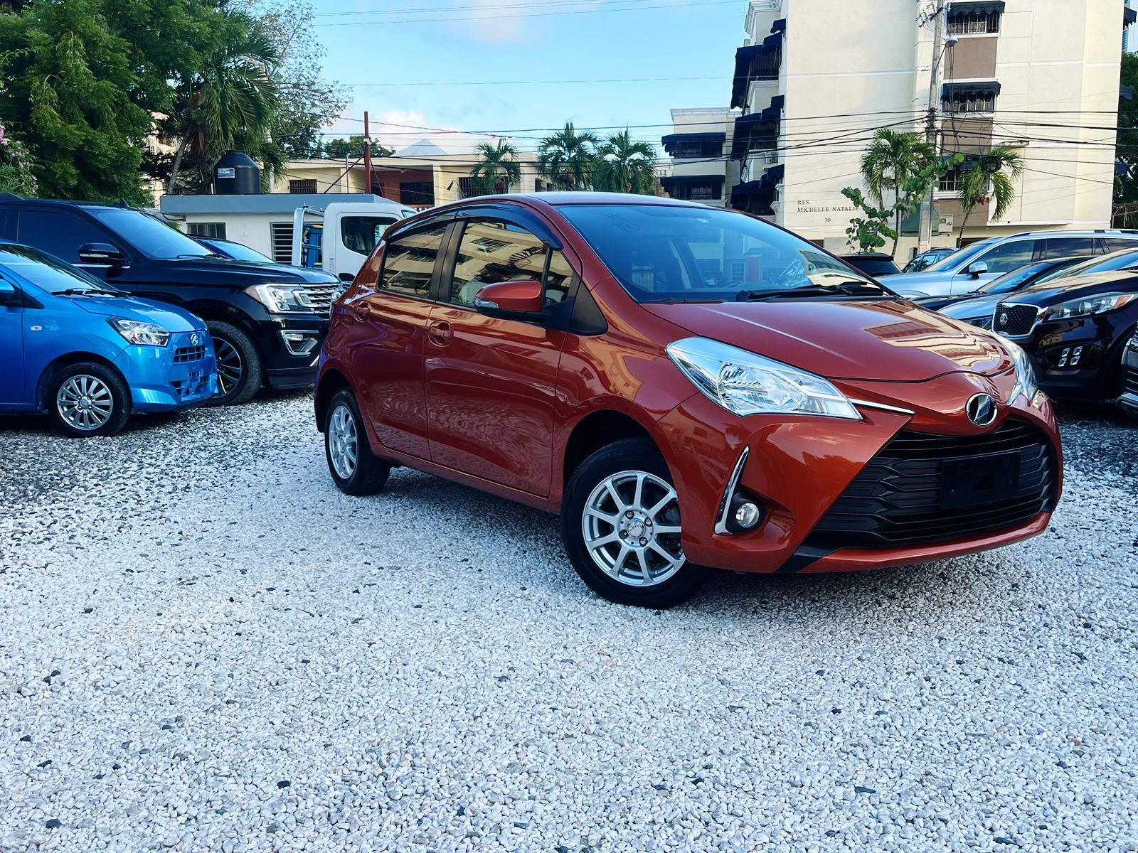 Toyota Vitz Básico