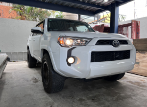 Toyota 4Runner SR5