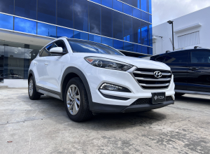 Hyundai Tucson SE