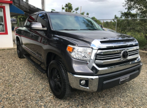 Toyota Tundra SR5