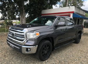 Toyota Tundra SR5