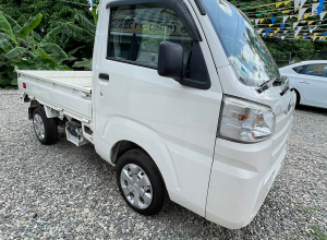 Toyota Pixis Basico