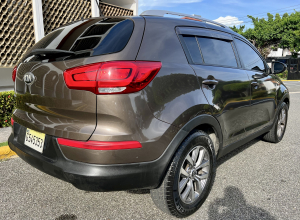 Kia Sportage LX