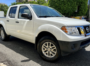 Nissan Frontier SV