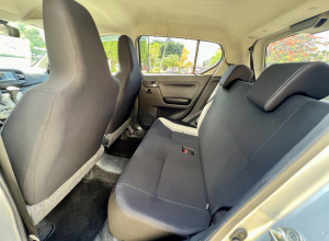 Daihatsu Mira Básico