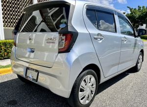 Daihatsu Mira Básico