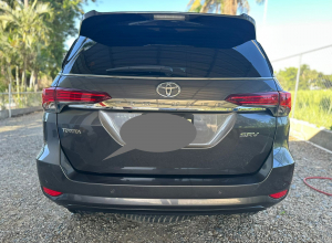 Toyota Fortuner SRV