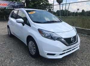 Nissan Versa SV