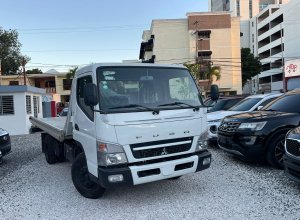 Mitsubishi Canter Grua