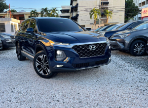 Hyundai Santa Fe SE