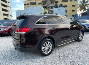 Kia Sorento LX