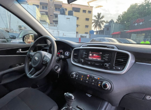 Kia Sorento LX