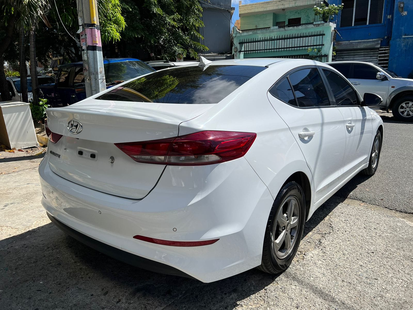 Hyundai Avante LPI