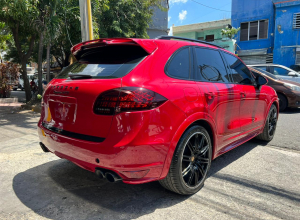 Porsche Cayenne GTS