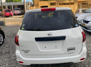 Nissan AD Básico