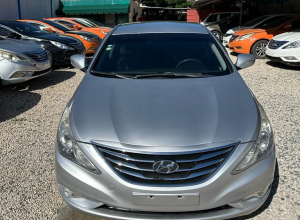 Hyundai Sonata Básico