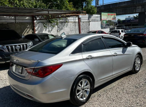 Hyundai Sonata Básico