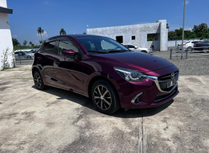 Mazda Demio Básico